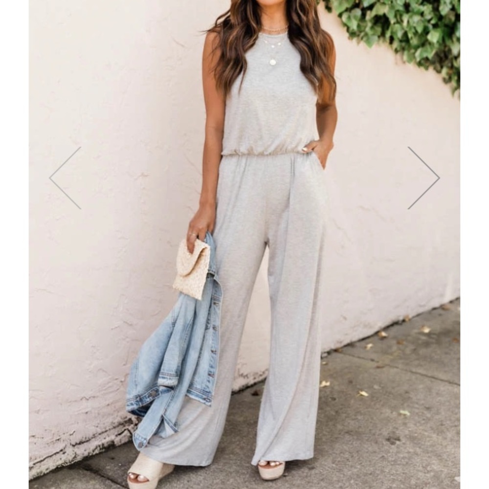 Pink Lily gray jumper